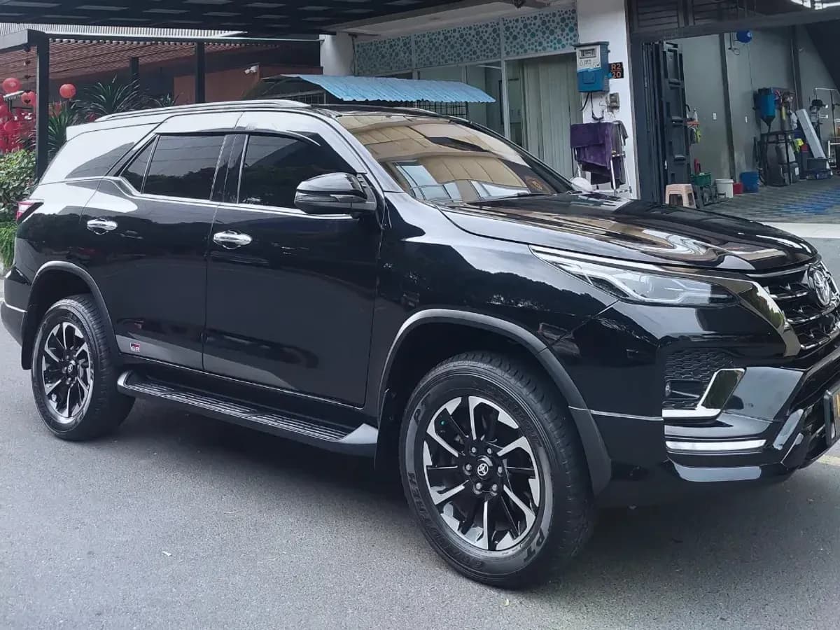 Toyota Fortuner setelah Diamond Wash di Magic Detailing