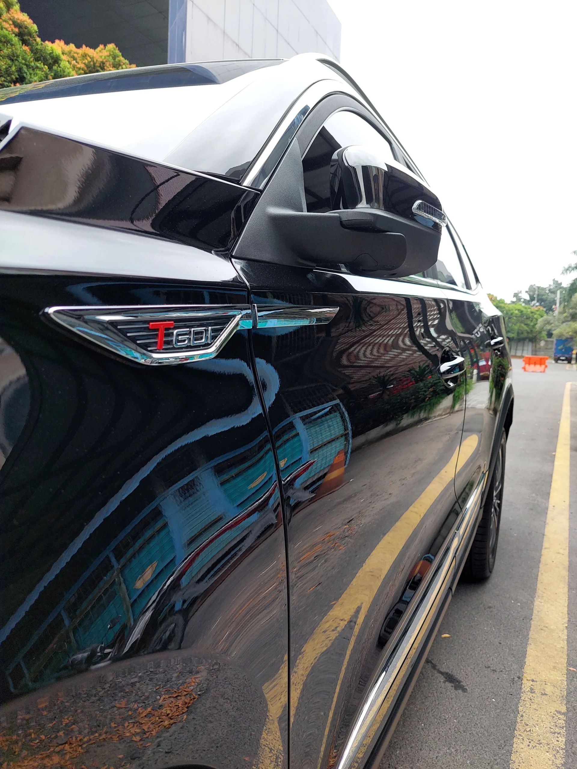 Pengerjaan Nano Ceramic Coating di Magic Detailing Medan